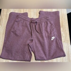 Nike Women’s Sweats size small